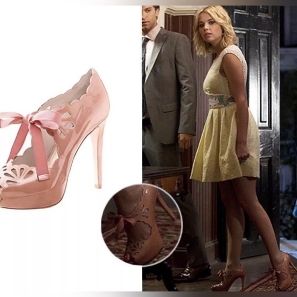 Joan & David Woman's Pink Patent Cicilee Scalloped Ribbon Tie Mary Jane Pump - Picture 2 of 10